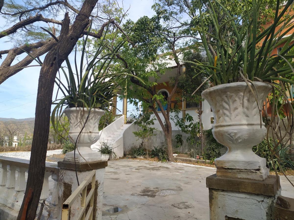 Jardin Etnobotanico Villa Ludovica Santa Marta  Luaran gambar